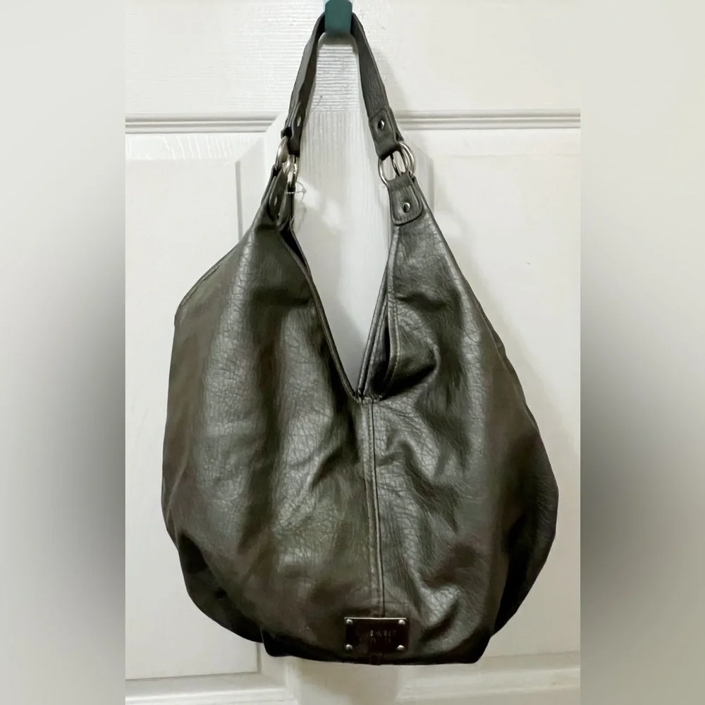 Early 2000s vintage Nine West Metallic Color boho shoulder bag